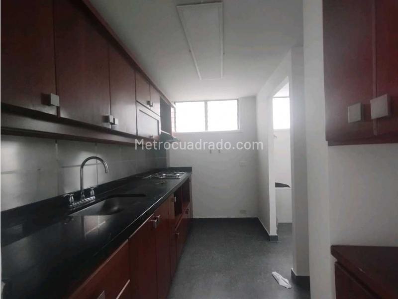 Cozy 3BR Apartment in Loma Del Indio - 5