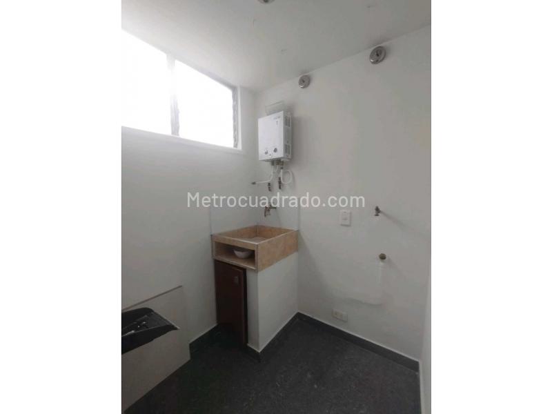 Cozy 3BR Apartment in Loma Del Indio - 7