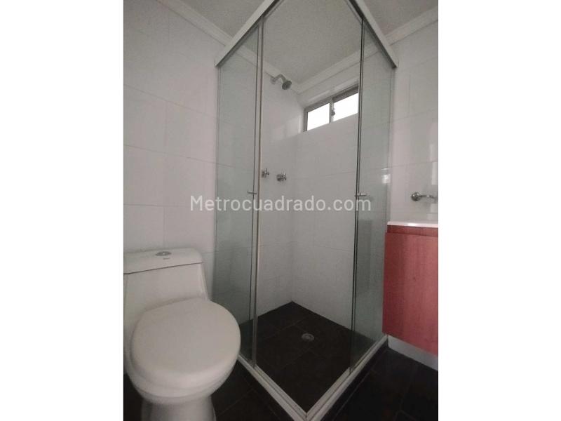 Cozy 3BR Apartment in Loma Del Indio - 8