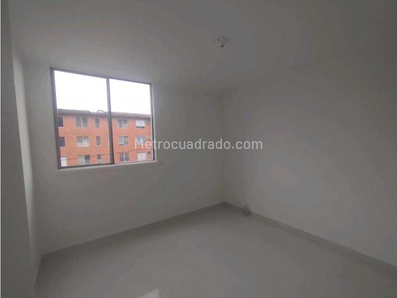 Cozy 3BR Apartment in Loma Del Indio - 9