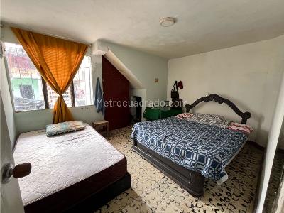 Casa en venta en San Gabriel, Itagüí · foto 2 de 12