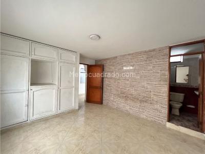 Apartamento de 3 alcobas en venta en Obrero, Envigado, 131 m² · foto 5 de 10