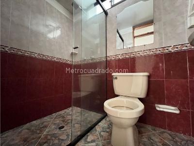 Apartamento de 3 alcobas en venta en Obrero, Envigado, 131 m² · foto 6 de 10