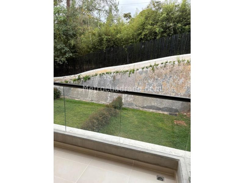 Quiet 1-Bedroom Apartment with Private Garage in La Fe - 7