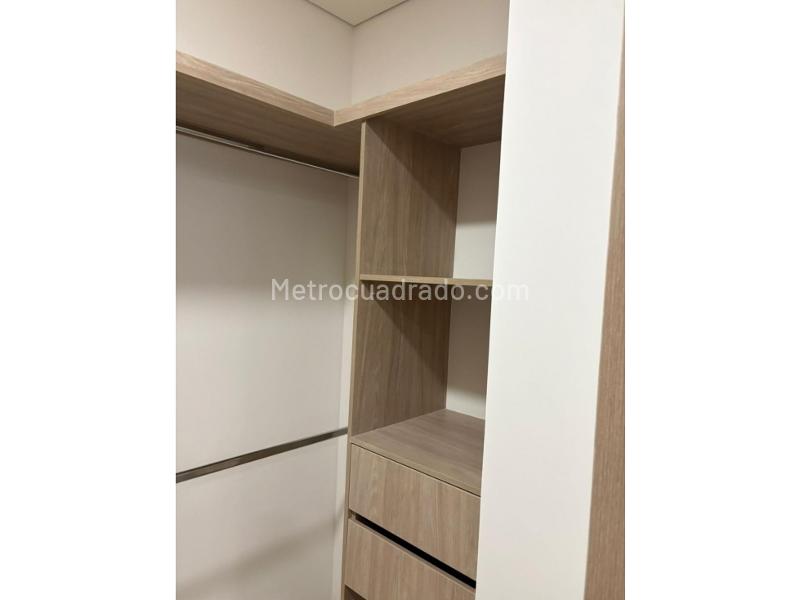 Quiet 1-Bedroom Apartment with Private Garage in La Fe - 9