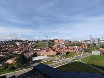 Apartamento de 2 alcobas en arriendo en El Porvenir, Rionegro, 78 m² · foto 6 de 14