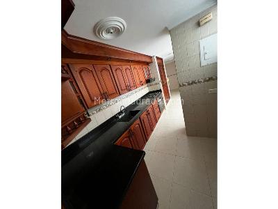 Apartamento de 5 alcobas en venta en Las Acacias, Medellín, 297 m² · foto 11 de 20