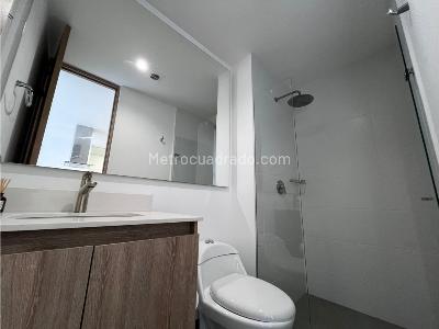 Apartamento de 2 alcobas en arriendo en Las Torres, Rionegro, 74 m² · foto 9 de 16