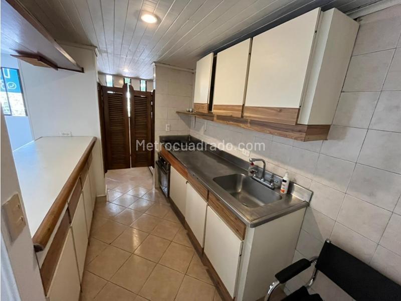 Beautiful 2BR Apartment in Medellin's Heart - 4