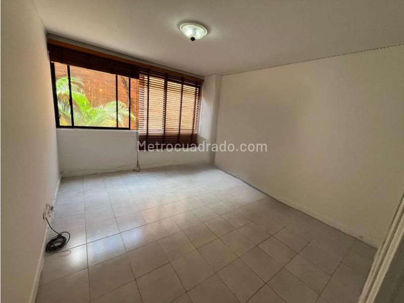 Beautiful 2BR Apartment in Medellin's Heart - 5
