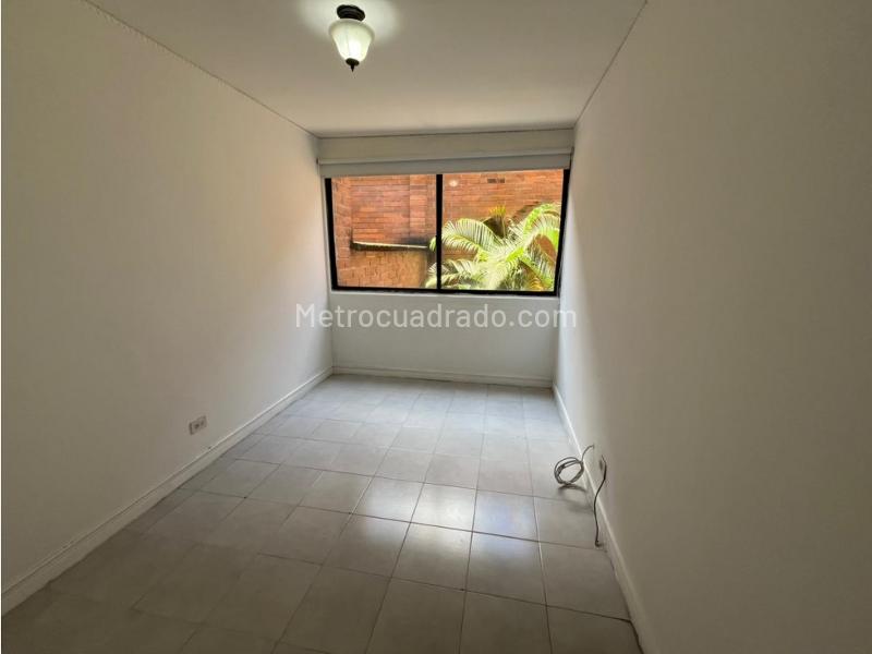 Beautiful 2BR Apartment in Medellin's Heart - 7