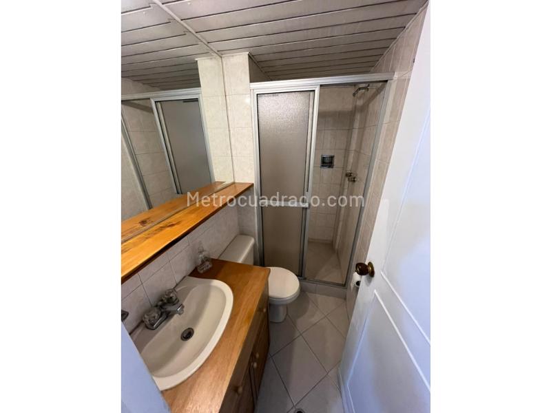 Beautiful 2BR Apartment in Medellin's Heart - 9