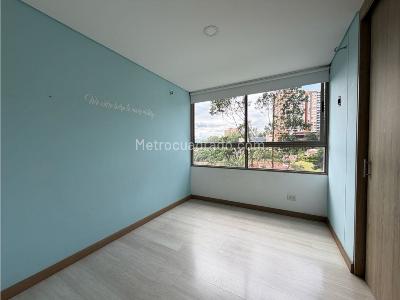 Apartamento en venta en El Esmeraldal, Envigado · foto 5 de 12