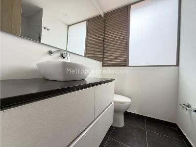 Apartamento en venta en El Esmeraldal, Envigado · foto 10 de 12