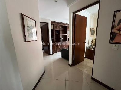 Apartamento en venta en Pontevedra, Envigado · foto 7 de 16