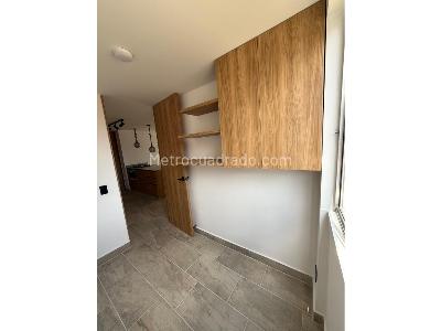 Apartamento de 2 alcobas en venta en El Porvenir, Rionegro, 49 m² · foto 2 de 13