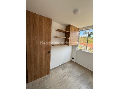 Apartamento de 2 alcobas en venta en El Porvenir, Rionegro, 49 m² · foto 3 de 13