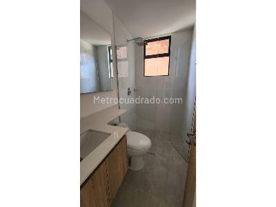 Apartamento en arriendo en Camino Verde, Envigado · foto 9 de 15