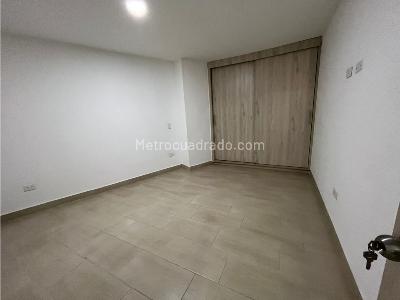 Apartamento de 3 alcobas en arriendo en Mesa, Envigado, 110 m² · foto 6 de 14