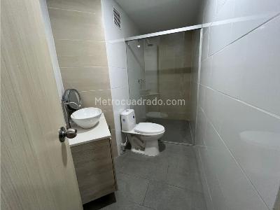 Apartamento de 3 alcobas en arriendo en Mesa, Envigado, 110 m² · foto 11 de 14