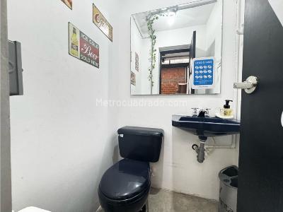 Casa de 5 alcobas en venta en La Magnolia, Envigado, 194 m² · foto 8 de 14
