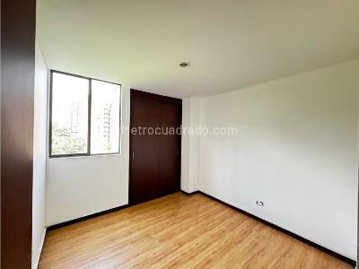 Apartamento de 3 alcobas en venta en Loma De San Julian, Medellín, 92 m² · foto 8 de 13