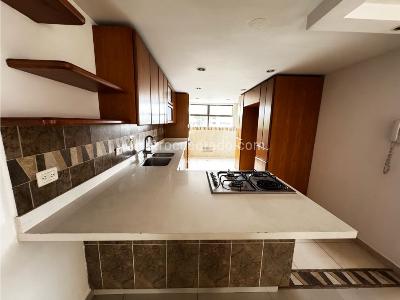 Apartamento de 3 alcobas en venta en Alejandría, Medellín, 200 m² · foto 4 de 20