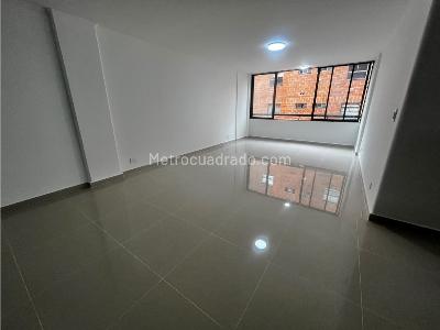 Apartamento de 3 alcobas en arriendo en Zuñiga, Envigado, 124 m² · foto 6 de 9