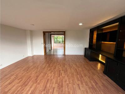 Apartamento de 3 alcobas en arriendo en Santa Maria De Los Angeles, Medellín, 135 m² · foto 3 de 20
