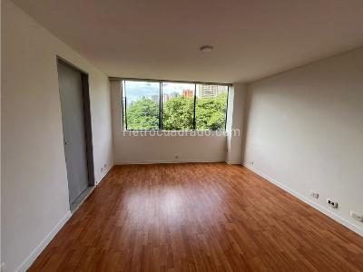 Apartamento de 3 alcobas en arriendo en Santa Maria De Los Angeles, Medellín, 135 m² · foto 16 de 20