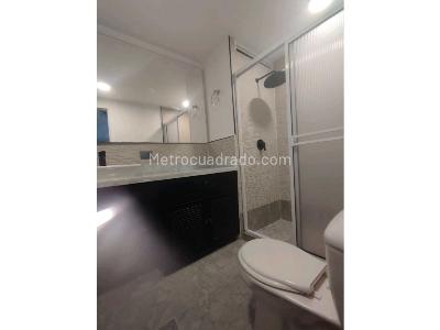 Apartamento de 2 alcobas en arriendo en Laureles, Medellín, 110 m² · foto 11 de 15