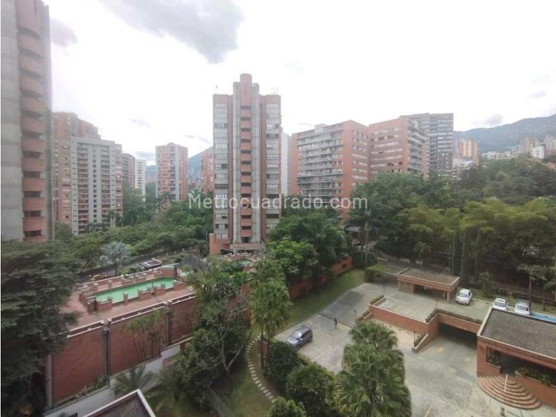 3BR Apartment in Poblado (93 m²)