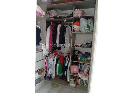 Casa de 3 alcobas en venta en Altos Del Escobero, Envigado, 345 m² · foto 9 de 20