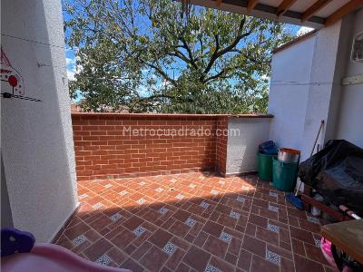 Apartamento en venta en La Magnolia, Envigado · foto 9 de 16