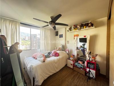 Apartamento en venta en Loma Del Chocho, Envigado · foto 15 de 19