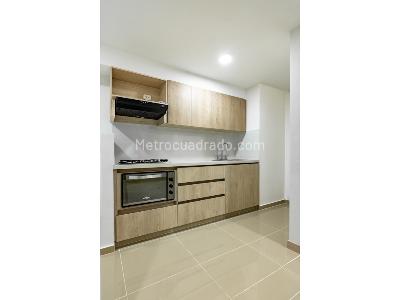 Apartamento de 3 alcobas en venta en Alto Bonito, Rionegro, 60 m² · foto 2 de 10