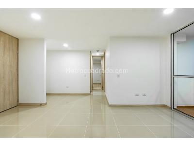 Apartamento de 3 alcobas en venta en Alto Bonito, Rionegro, 60 m² · foto 4 de 10