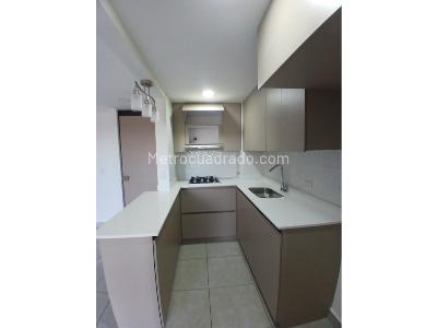 Apartamento de 2 alcobas en venta en Via Antigua Rionegro Marinilla, Rionegro, 48 m² · foto 2 de 9