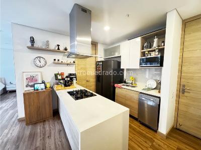Apartaestudio en venta en El Escobero, Envigado, 78 m² · foto 2 de 8