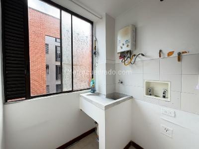 Apartamento de 2 alcobas en venta en Otra Parte, Envigado, 67 m² · foto 3 de 9