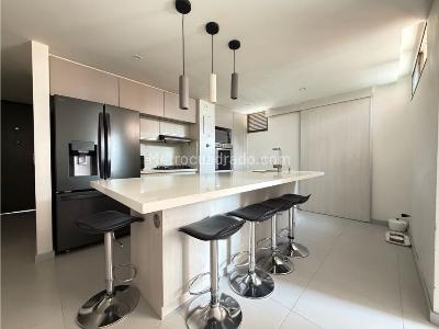 Apartamento de 4 alcobas en venta en San Jose, Sabaneta, 100 m² · foto 2 de 20