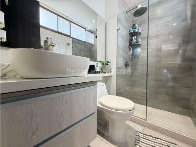 Apartamento de 4 alcobas en venta en San Jose, Sabaneta, 100 m² · foto 8 de 20