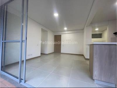 Apartamento en venta en Fatima, Itagüí · foto 2 de 9