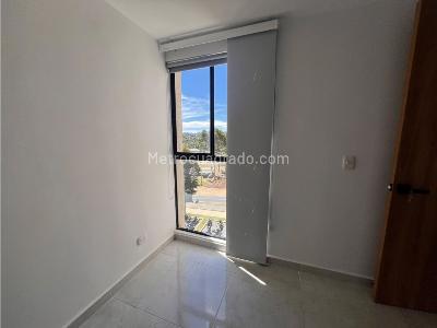 Apartamento de 3 alcobas en arriendo en Cimarronas, Rionegro, 50 m² · foto 2 de 2