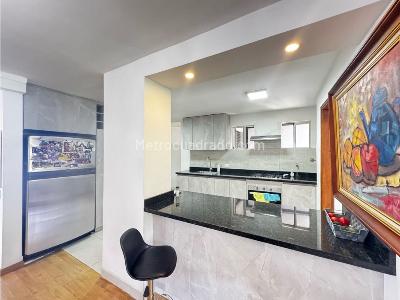Apartamento en venta en El Tesoro, Medellín · foto 7 de 19