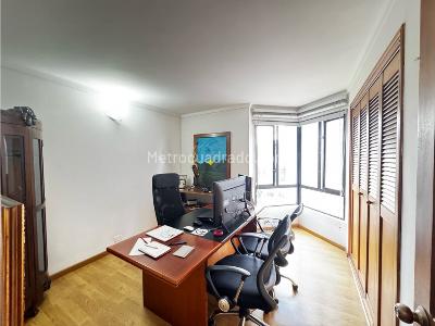 Apartamento en venta en El Tesoro, Medellín · foto 13 de 19