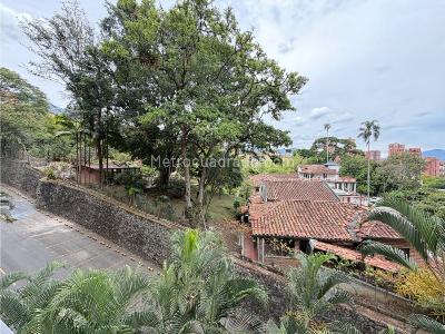 Apartamento de 3 alcobas en venta en El Poblado, Medellín, 134 m² · foto 4 de 13