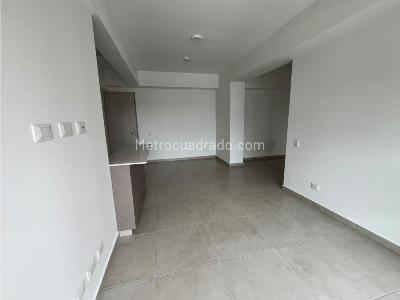 Apartamento de 3 alcobas en arriendo en Las Vegas, Envigado, 85 m² · foto 2 de 16