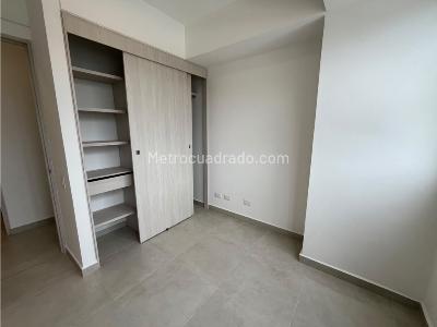 Apartamento de 3 alcobas en arriendo en Las Vegas, Envigado, 85 m² · foto 8 de 16