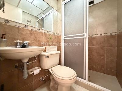Apartamento de 3 alcobas en venta en Milan Vallejuelos, Envigado, 69 m² · foto 11 de 15